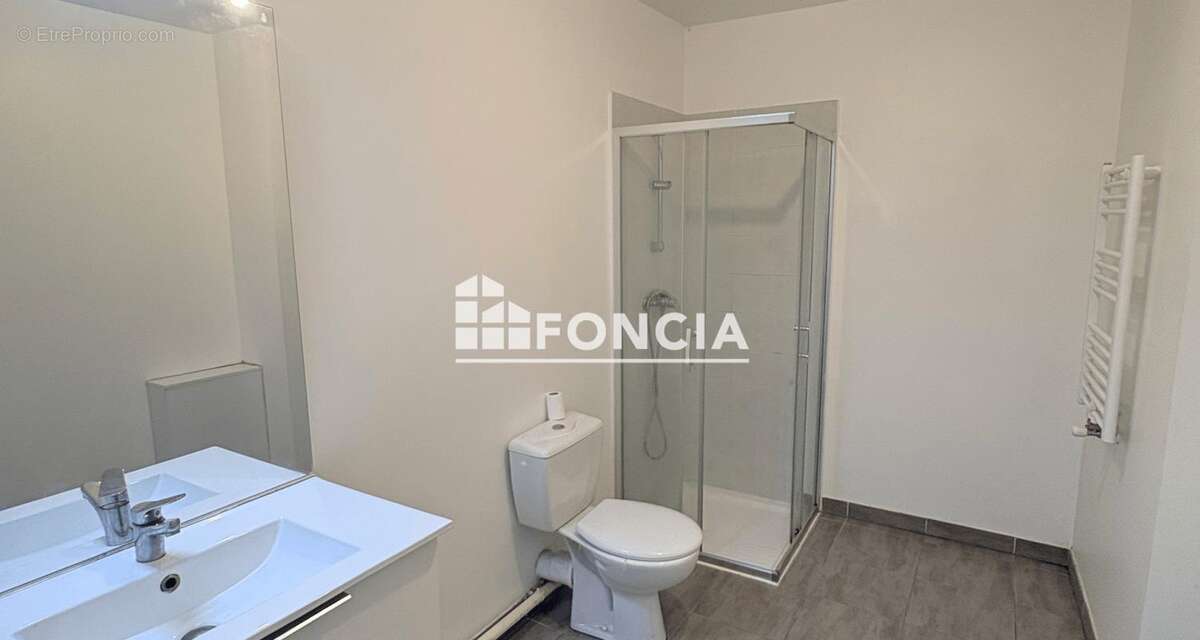 Superbe Studio 35 m2+ Balcon et Pkg privé - Marseille (14e) Quartier Sainte Marthe - photo 4