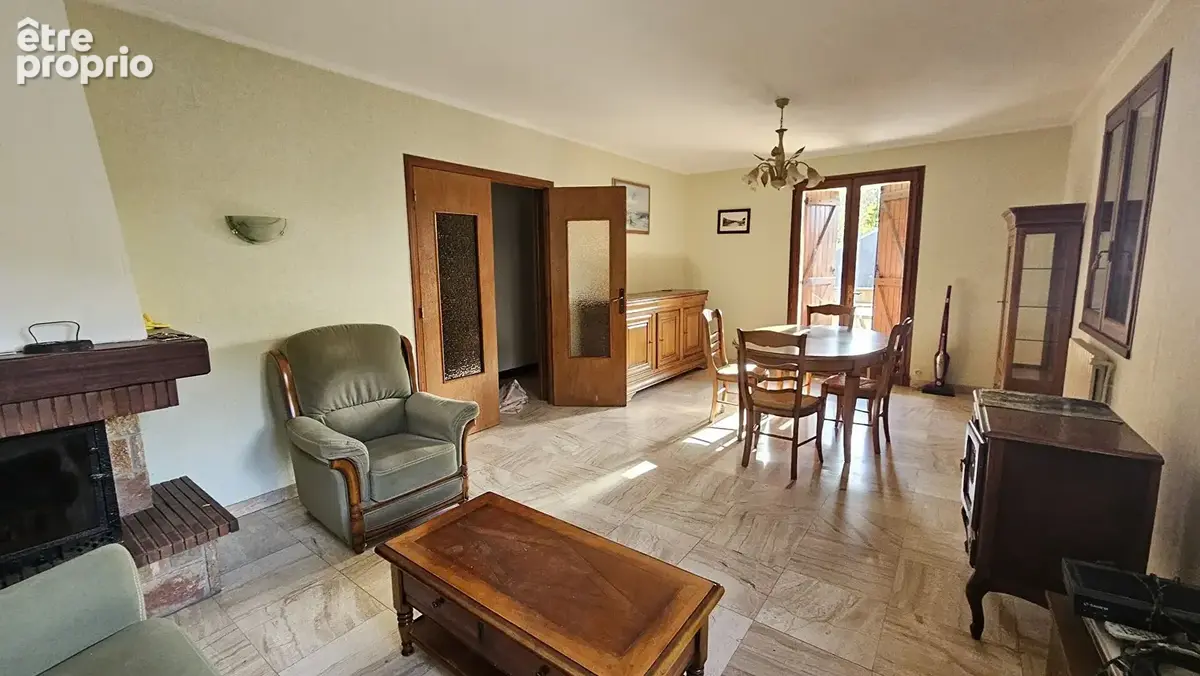 Maison à SAINT-GENIEZ-D'OLT