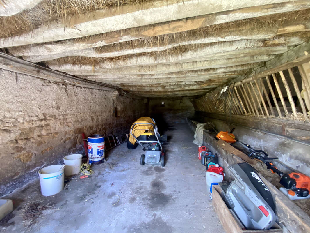 Maison à LURCY-LE-BOURG