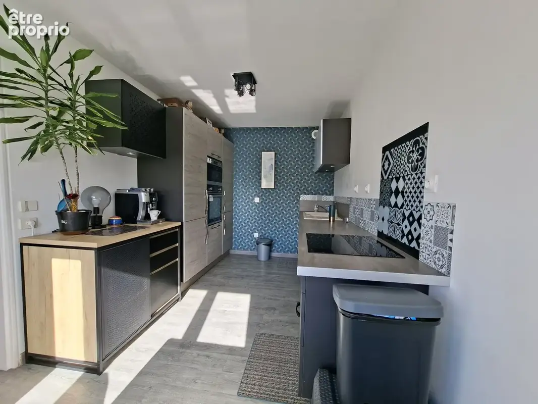 Appartement à usage d'habitation - photo 2