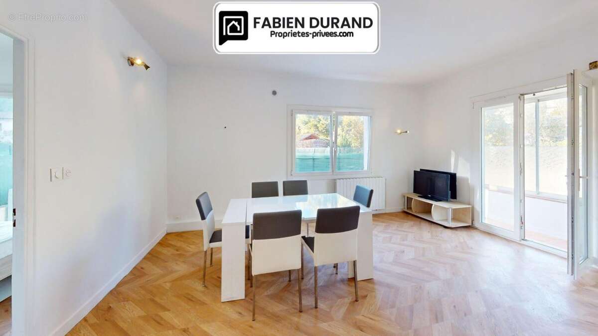 Appartement à VILLENEUVE-LOUBET