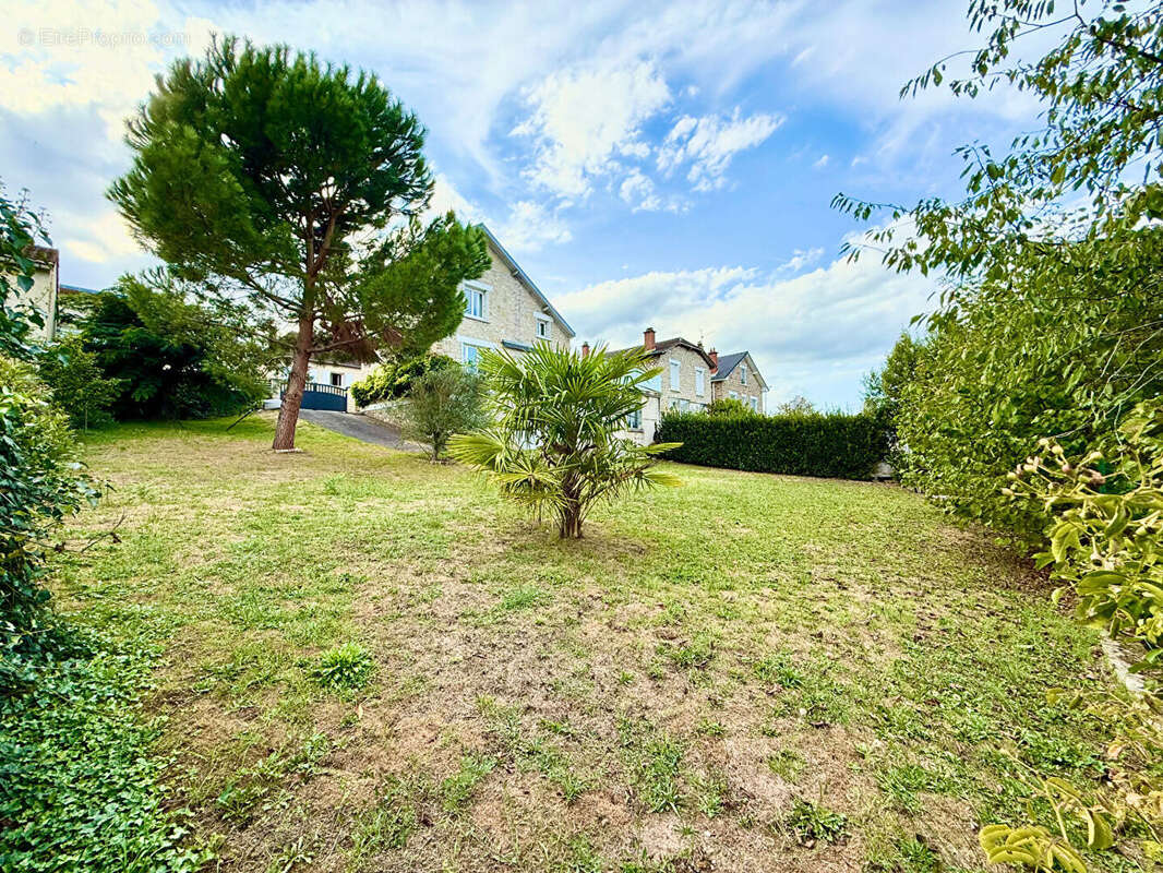 Maison à BRIVE-LA-GAILLARDE
