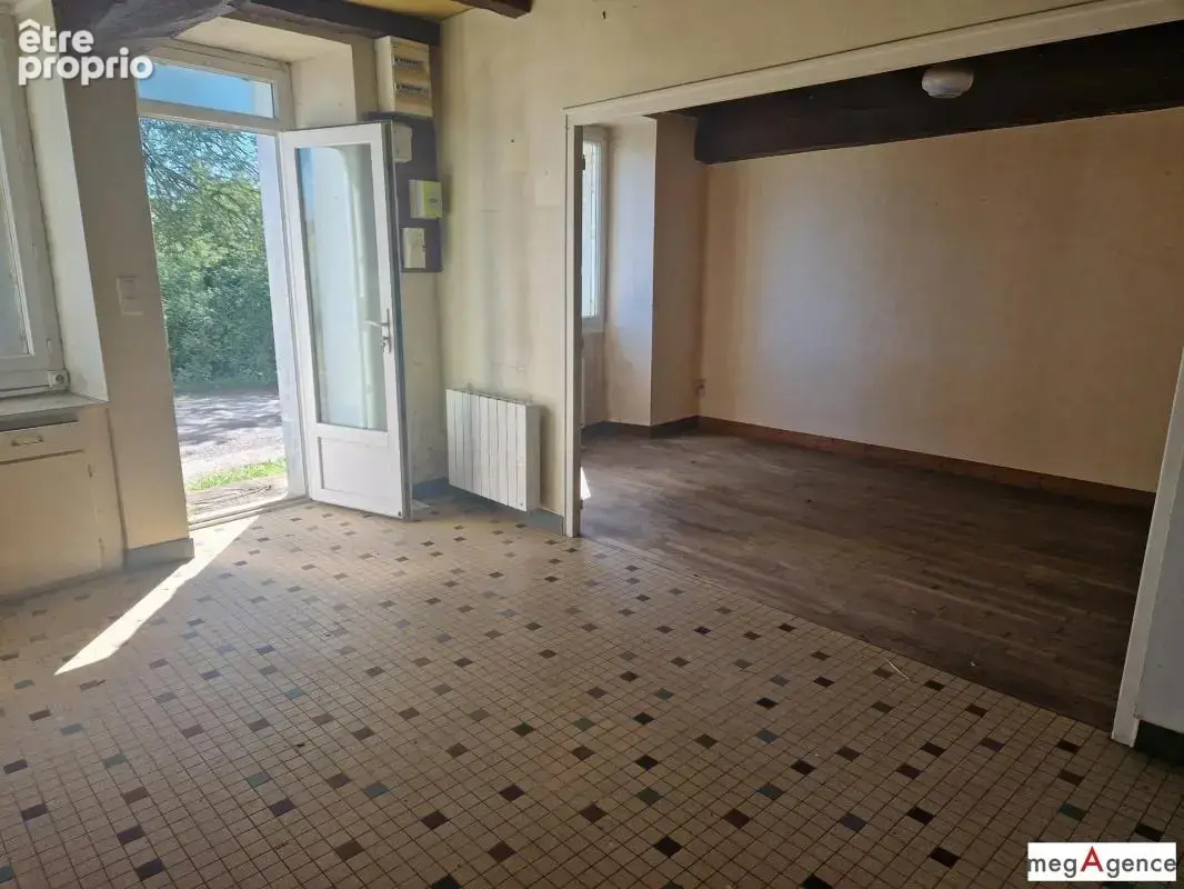 Maison avec potentiel • 75 m² • Terrain 2 390 m² • Dépendances - photo 3