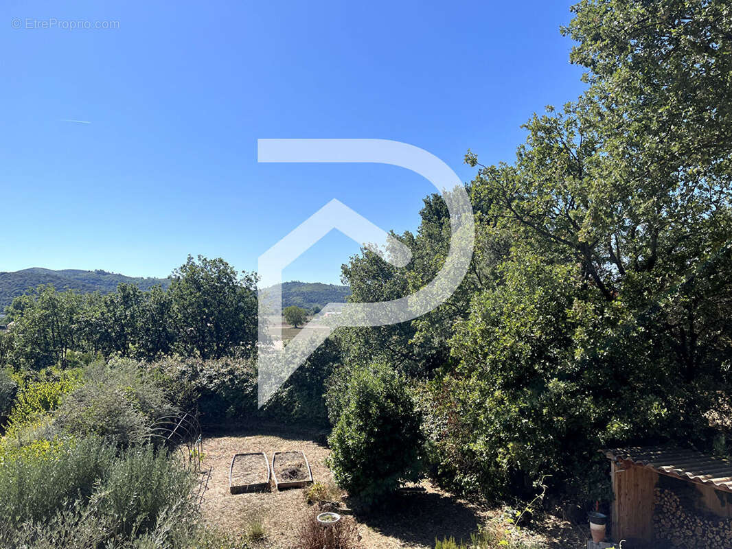 Maison à GREOUX-LES-BAINS