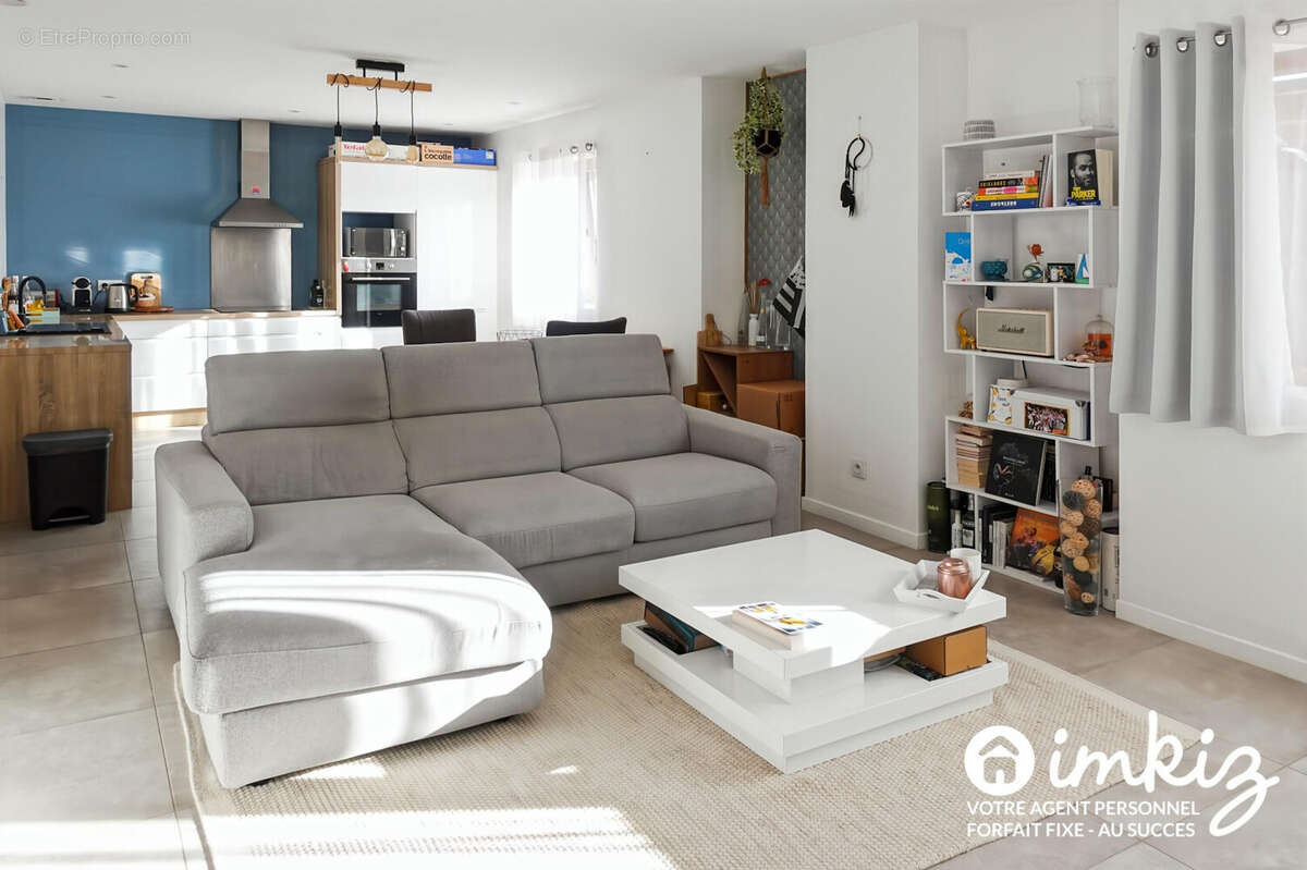 Appartement à DECINES-CHARPIEU