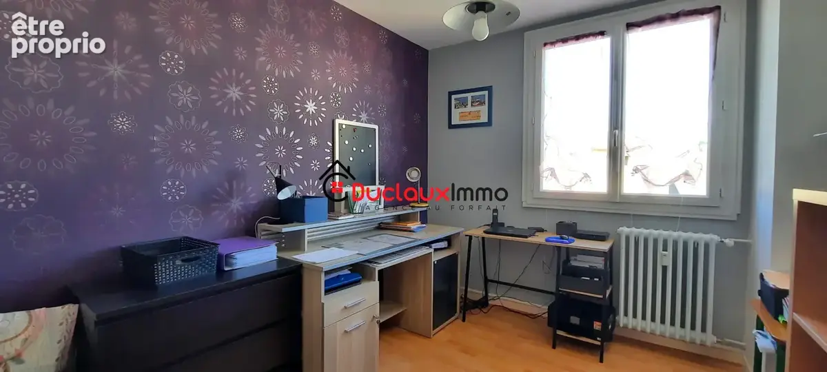 Appartement traversant deux chambres avec BALCON - PARKING & CAVE - photo 8
