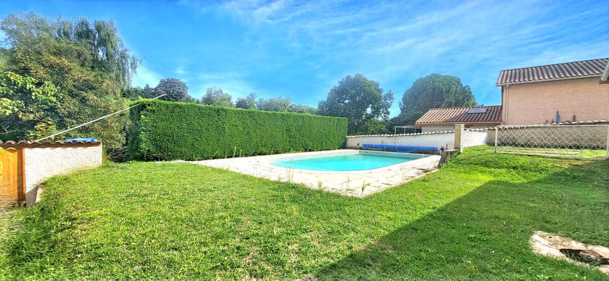 Maison à ROUSSILLON