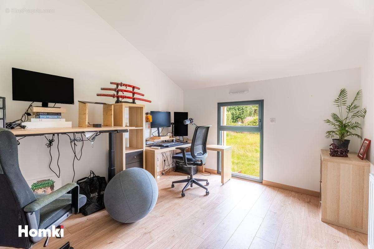 Maison/Villa T5 de 103 m2 à Mérignac 33700 - photo 8