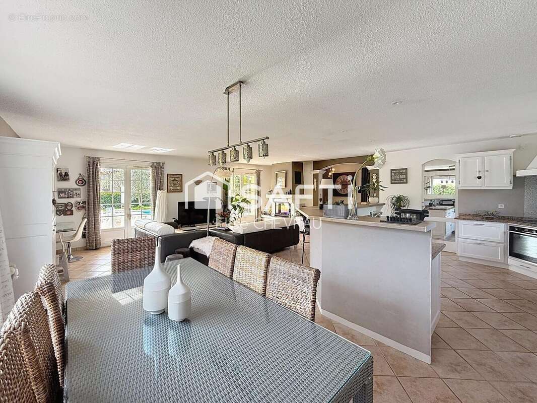 Photo 6 - Maison à CHARNAY-LES-MACON