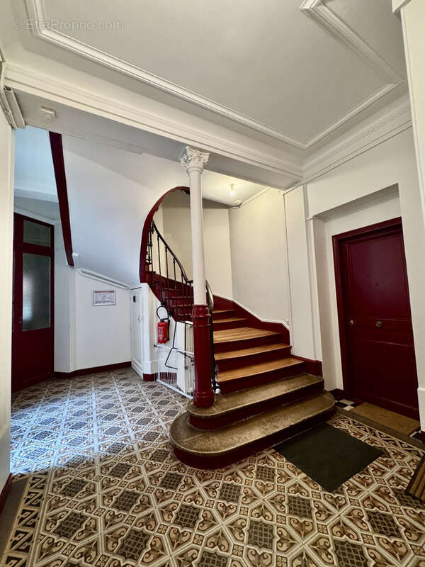 Appartement à PARIS-9E