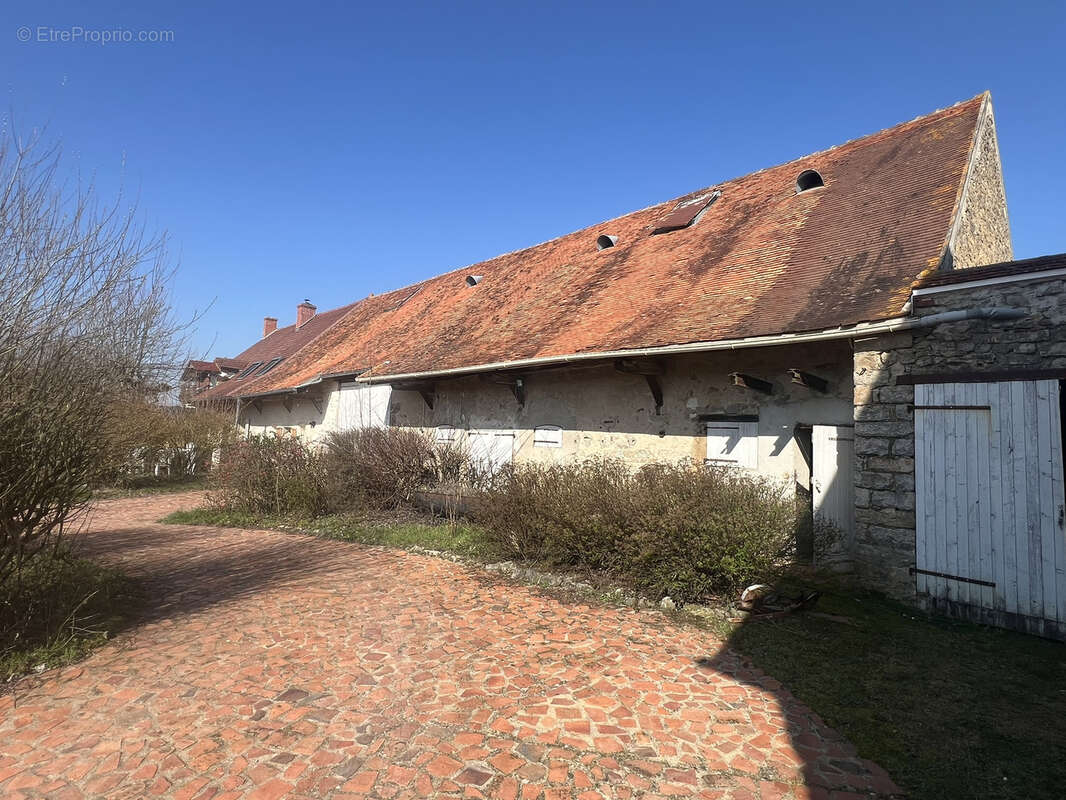 Maison à PALINGES
