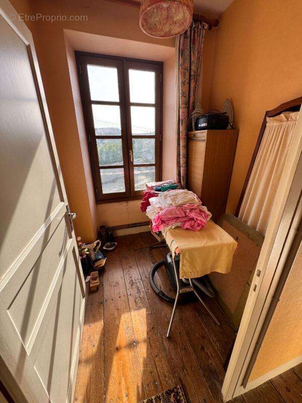 Maison à CHERVES-RICHEMONT