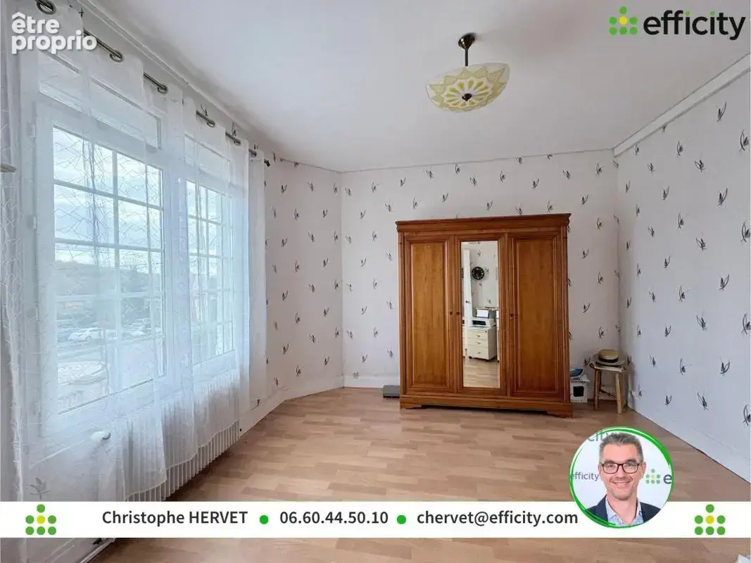 Maison 128 m² à Ruelle-Sur-Touvre  - photo 8