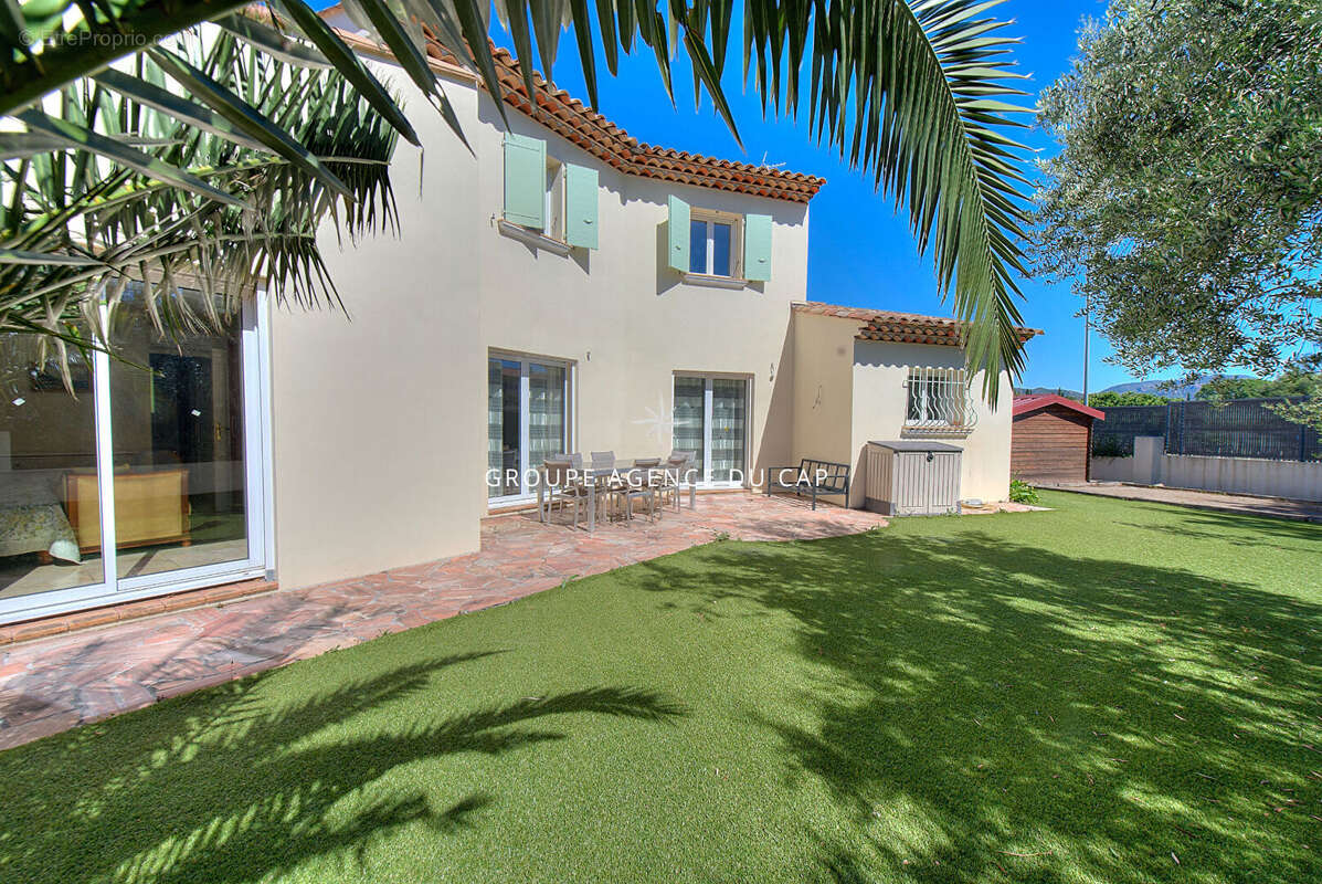 Maison à SAINT-RAPHAEL