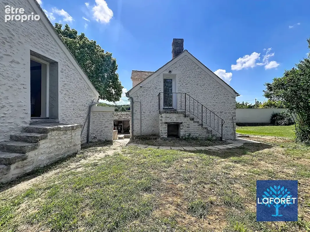 Maison en pierre, 6 pièces, 136.75m² - maison + dépendance et 1310 m² de terrain - photo 4