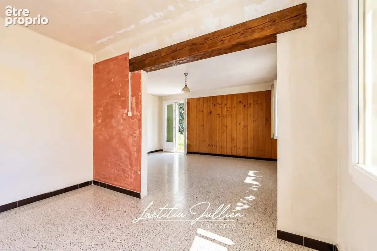 Lascours – Maison de village T4 avec jardin, terrasse et stationnement - photo 11
