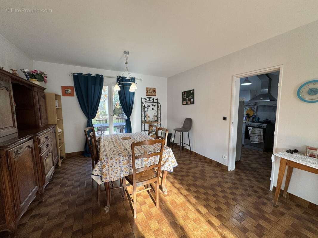 Maison à VAL-DE-REUIL