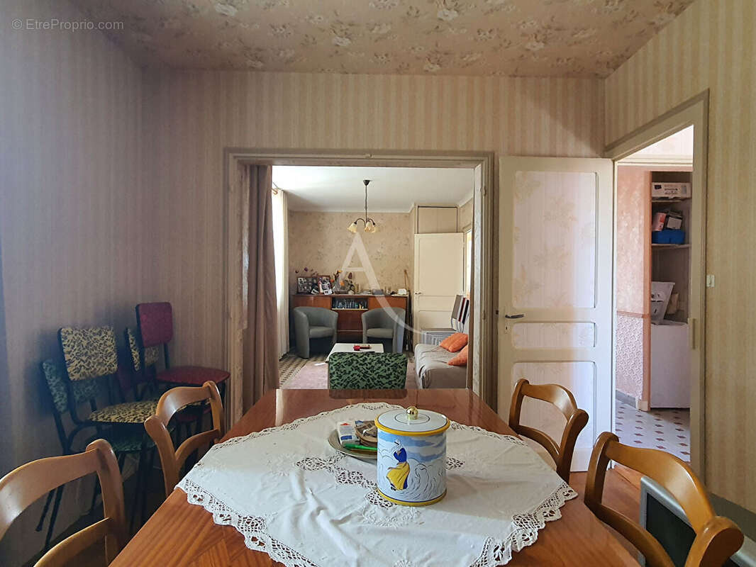 Maison à NOYERS-SUR-CHER