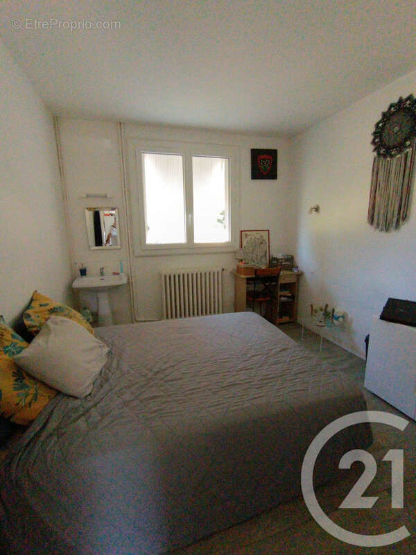 Maison 89 m² à Coutras  - photo 7