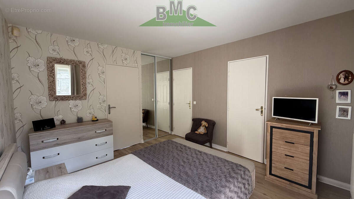 Maison à LE PLESSIS-BOUCHARD