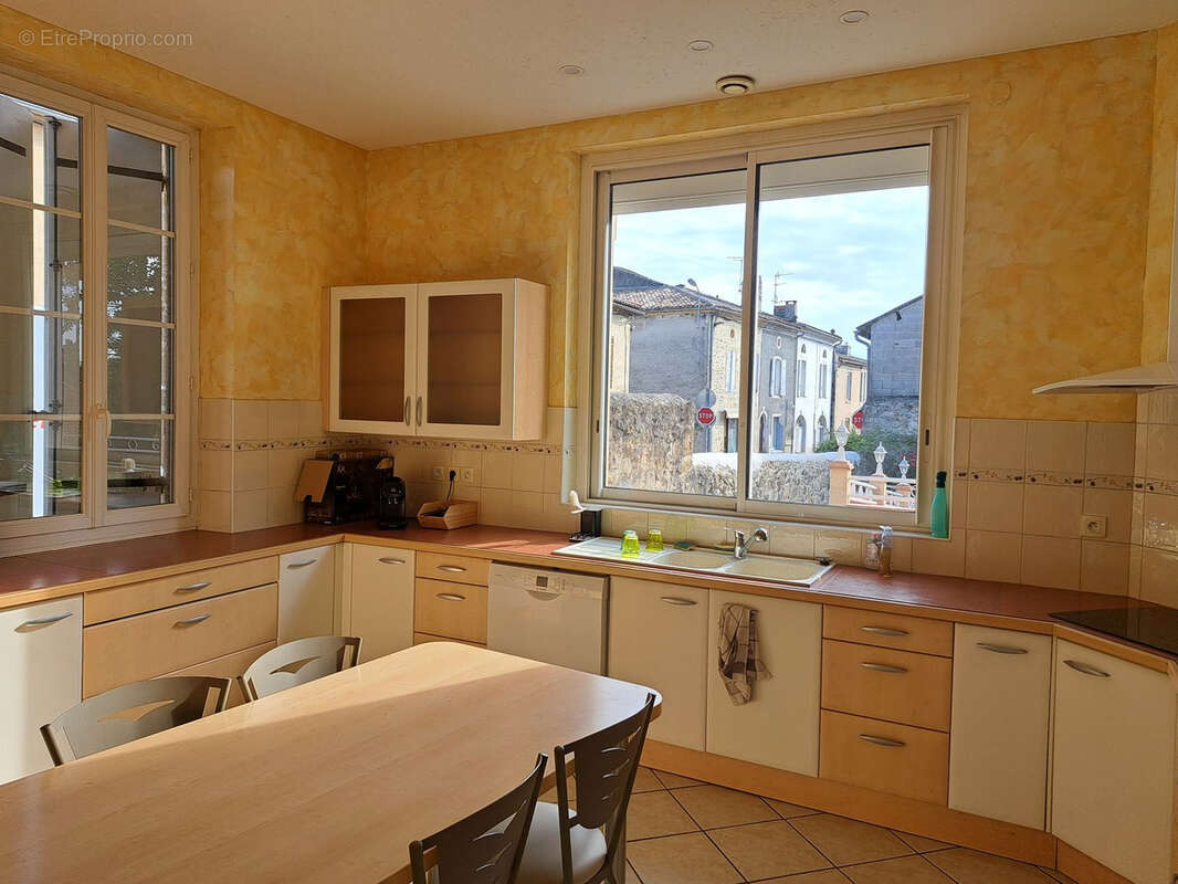 Maison à SAINT-MACAIRE