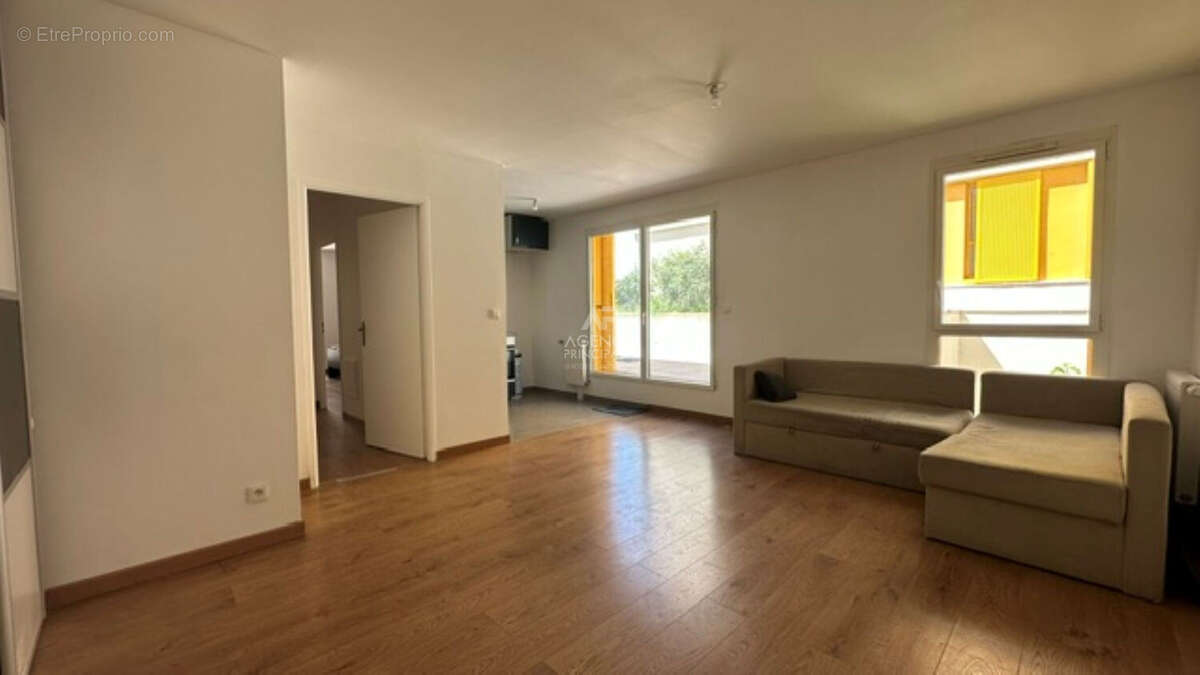 Appartement à NANTERRE