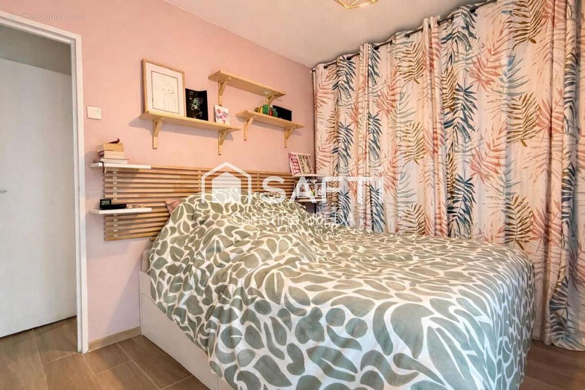 Appartement 66 m² à Istres  - photo 8