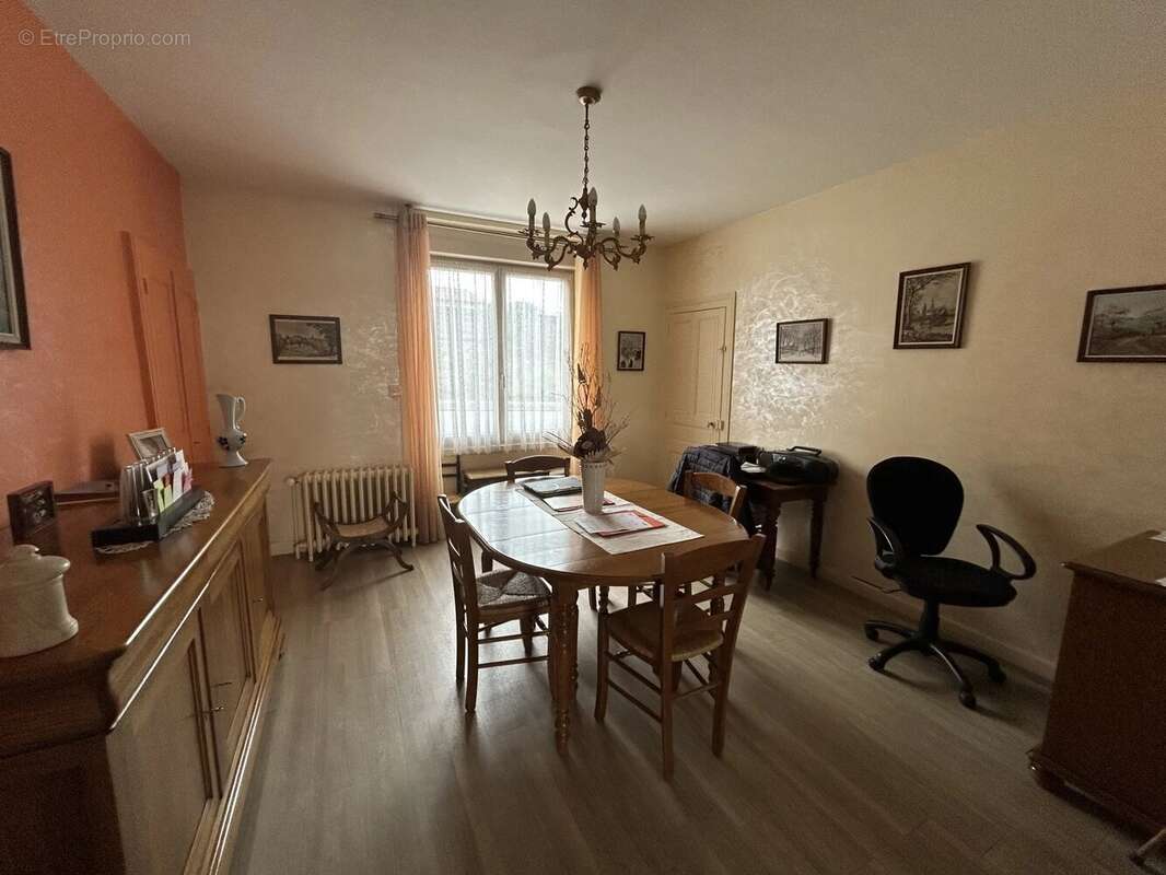 maison de ville avec grande dépendance - photo 4