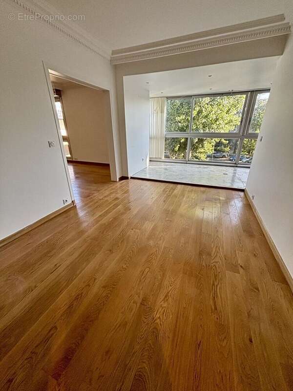 Appartement à LE CHESNAY