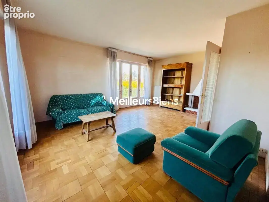 Appartement T4 lumineux avec 3 chambres à GIEN - photo 4