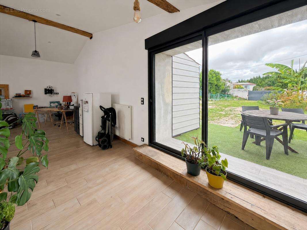 Maison à THENAC