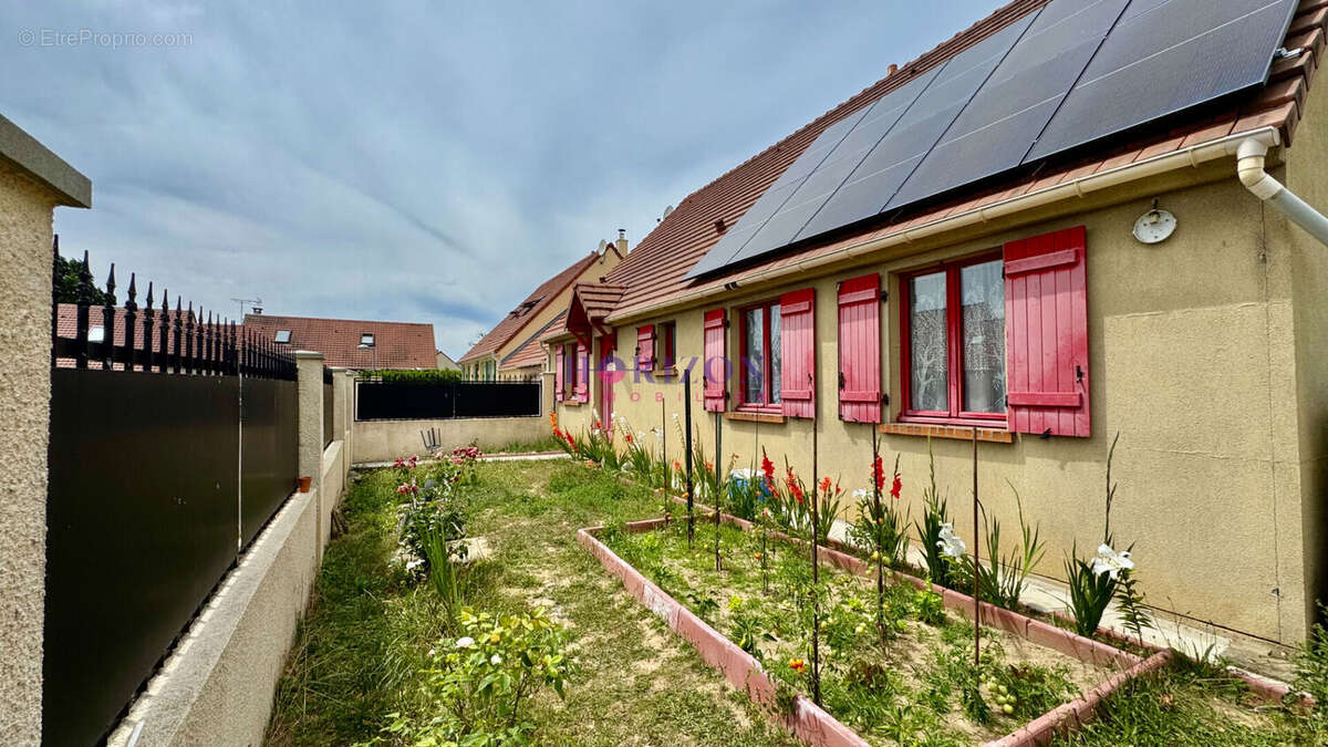 Maison à BRUYERES-SUR-OISE