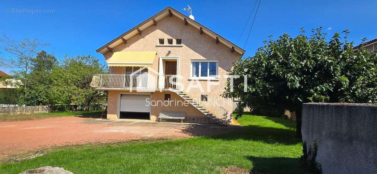 Photo 2 - Maison à SAINT-BONNET-DE-MURE