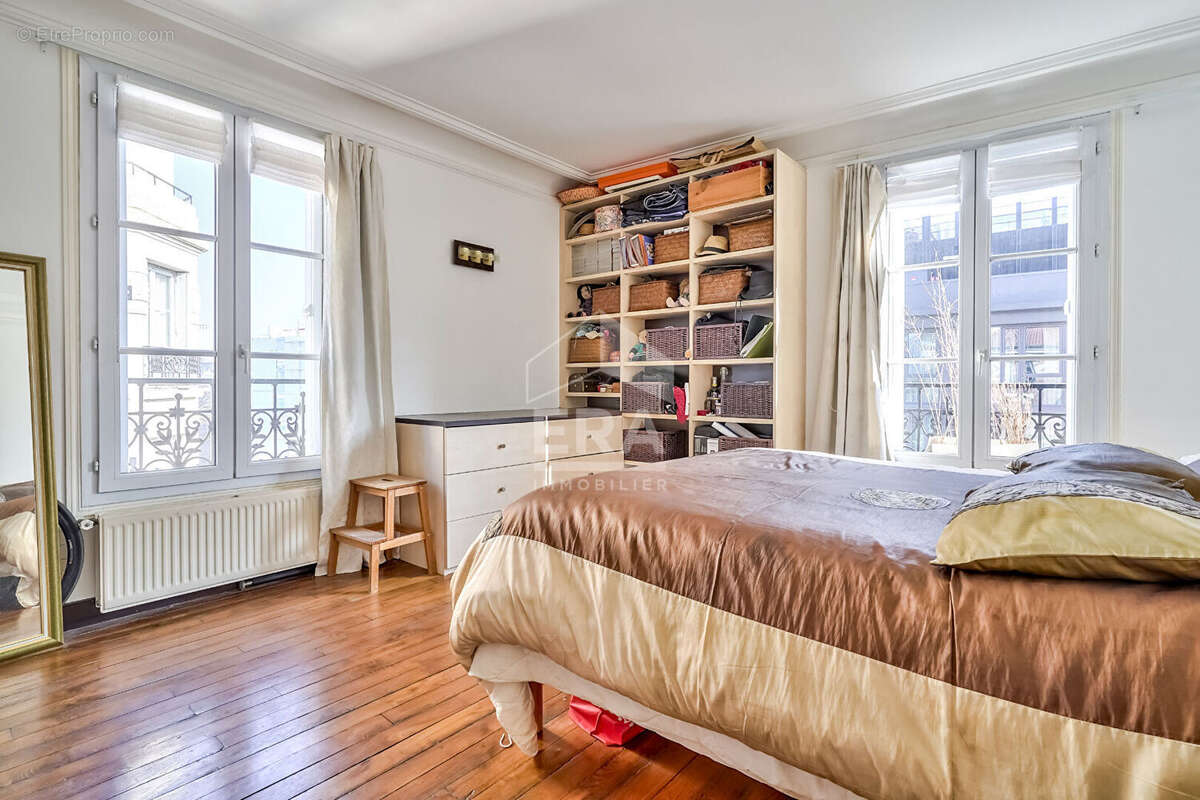 Appartement à ISSY-LES-MOULINEAUX