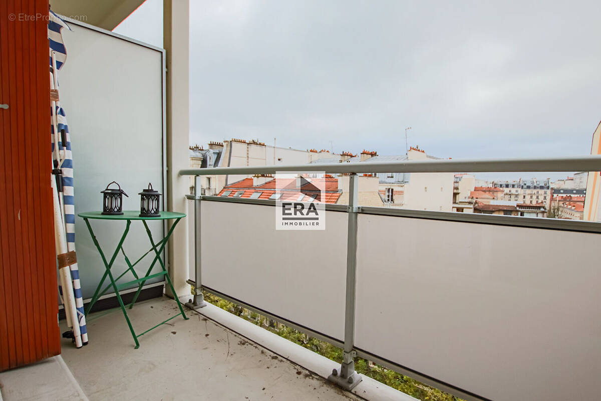 Appartement à PARIS-14E