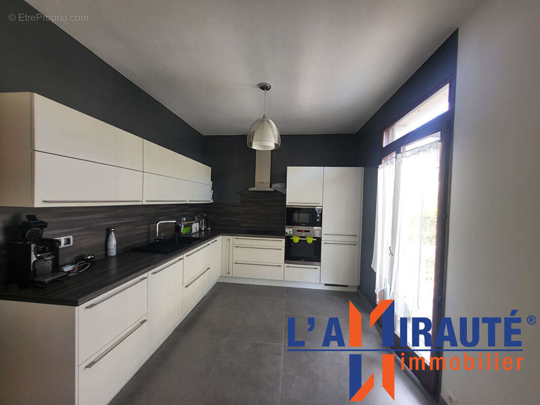Maison 5 pièces, 3 chambres, quartier des 10 Arpents - photo 3