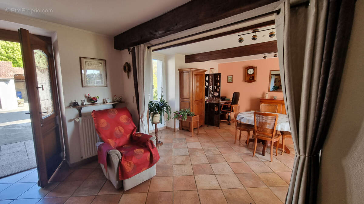 Maison à PEYRAUBE