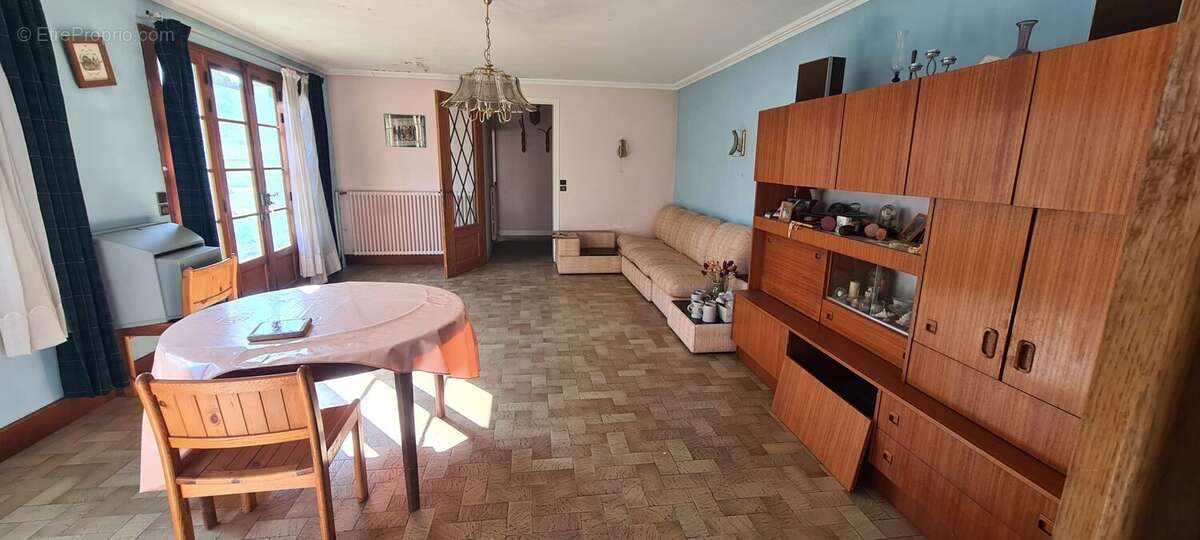 Appartement à MONTAINVILLE