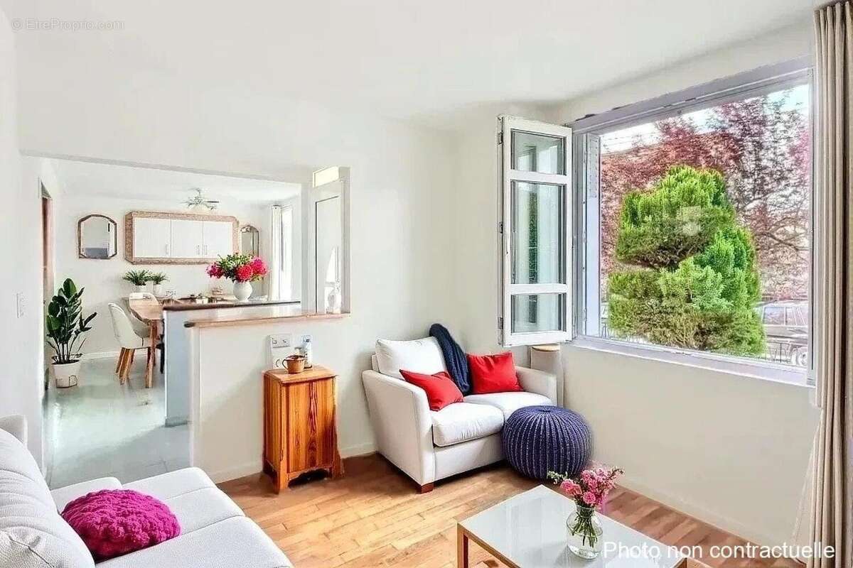 Photo 2 - Maison à STAINS