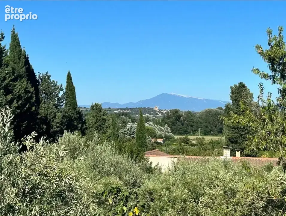 Terrain à ROQUEMAURE