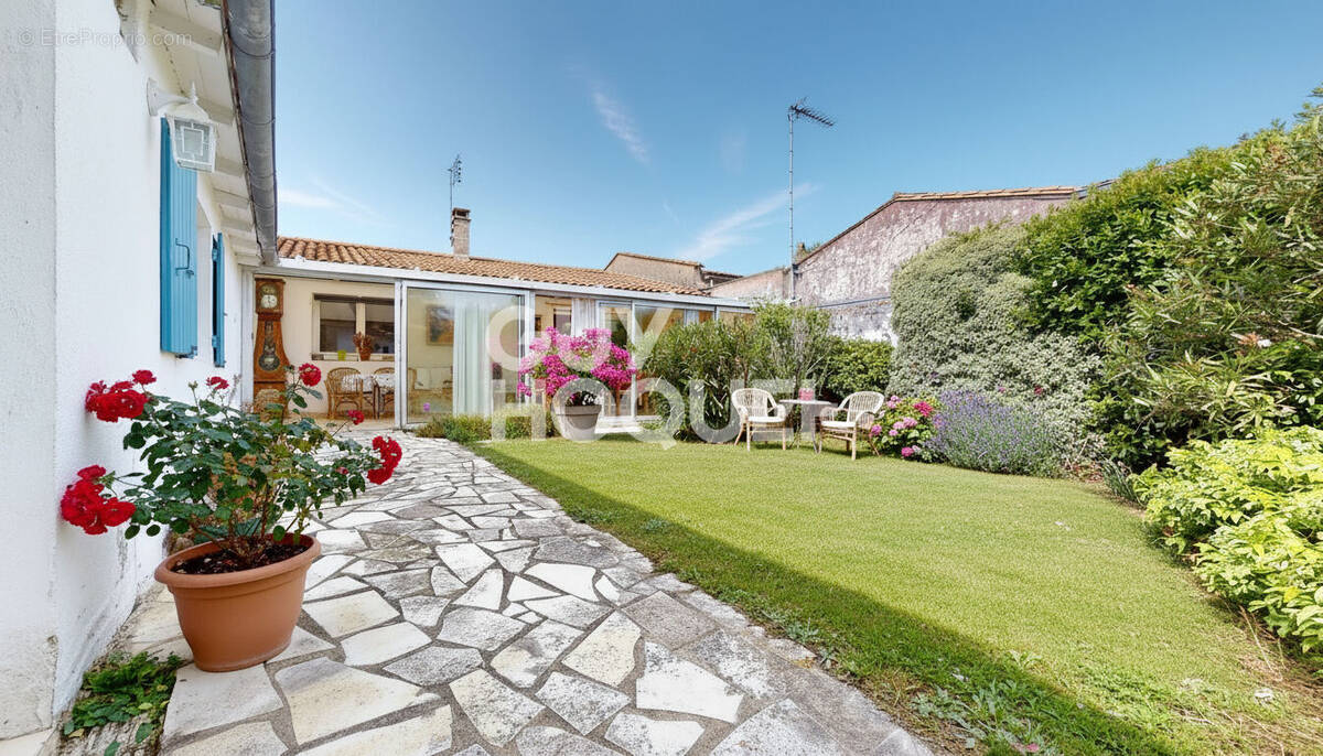 Maison à LA FLOTTE
