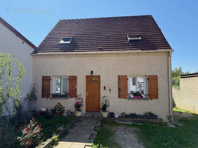 Photo 1 - Maison à LA FERTE-GAUCHER