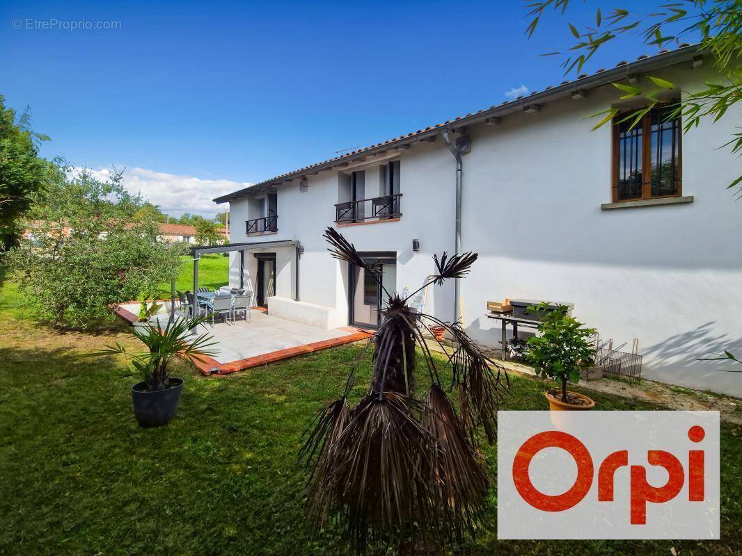 Maison à CASTELNAU-D&#039;ESTRETEFONDS