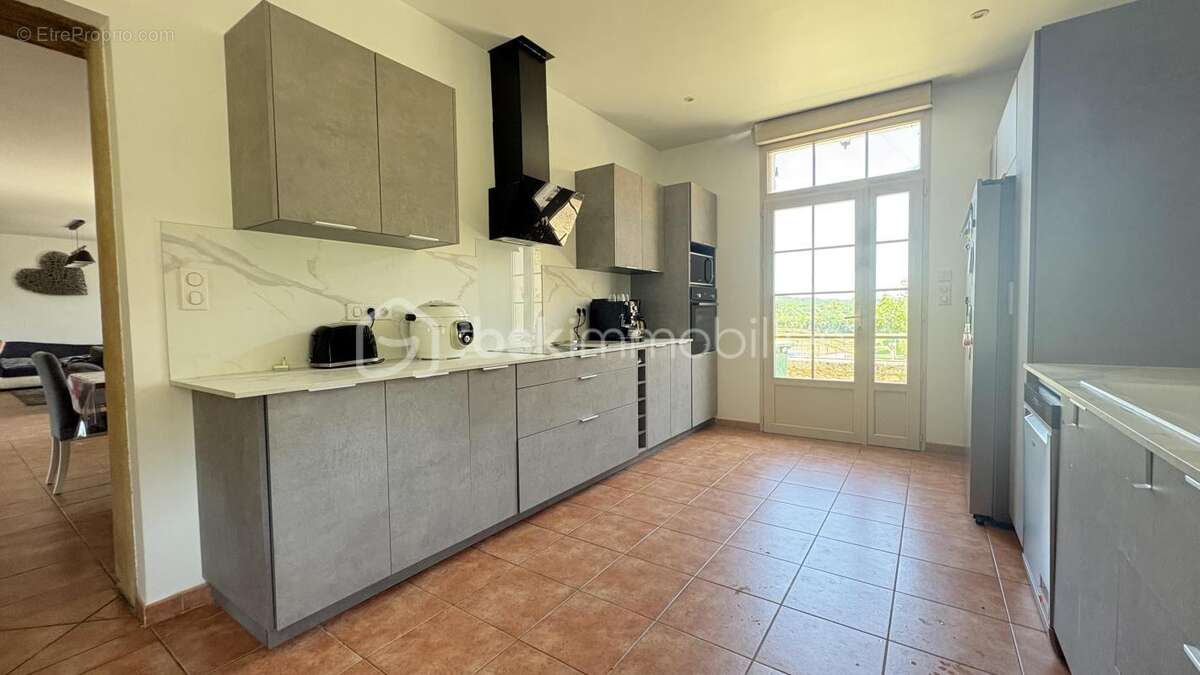 Maison à GAGEAC-ET-ROUILLAC