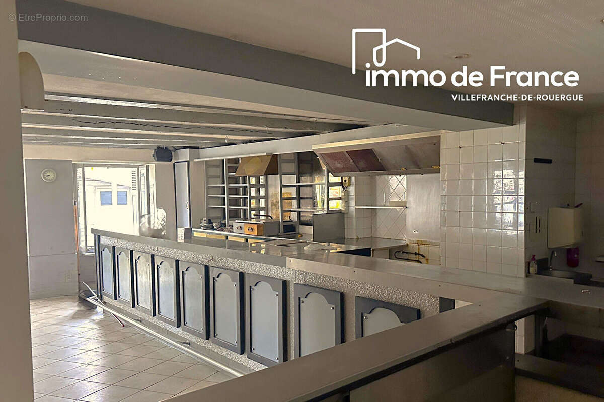 Commerce à VILLEFRANCHE-DE-ROUERGUE