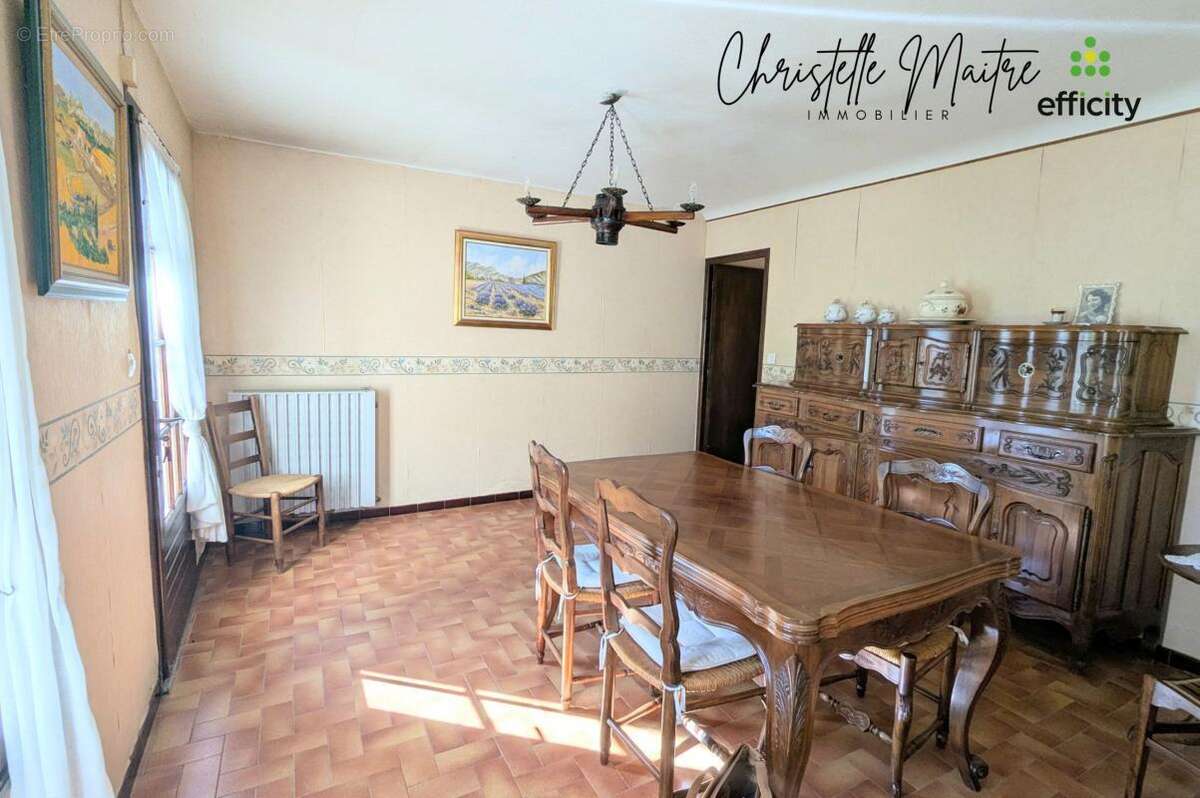 Maison à SAINT-MARTIN-DE-CRAU