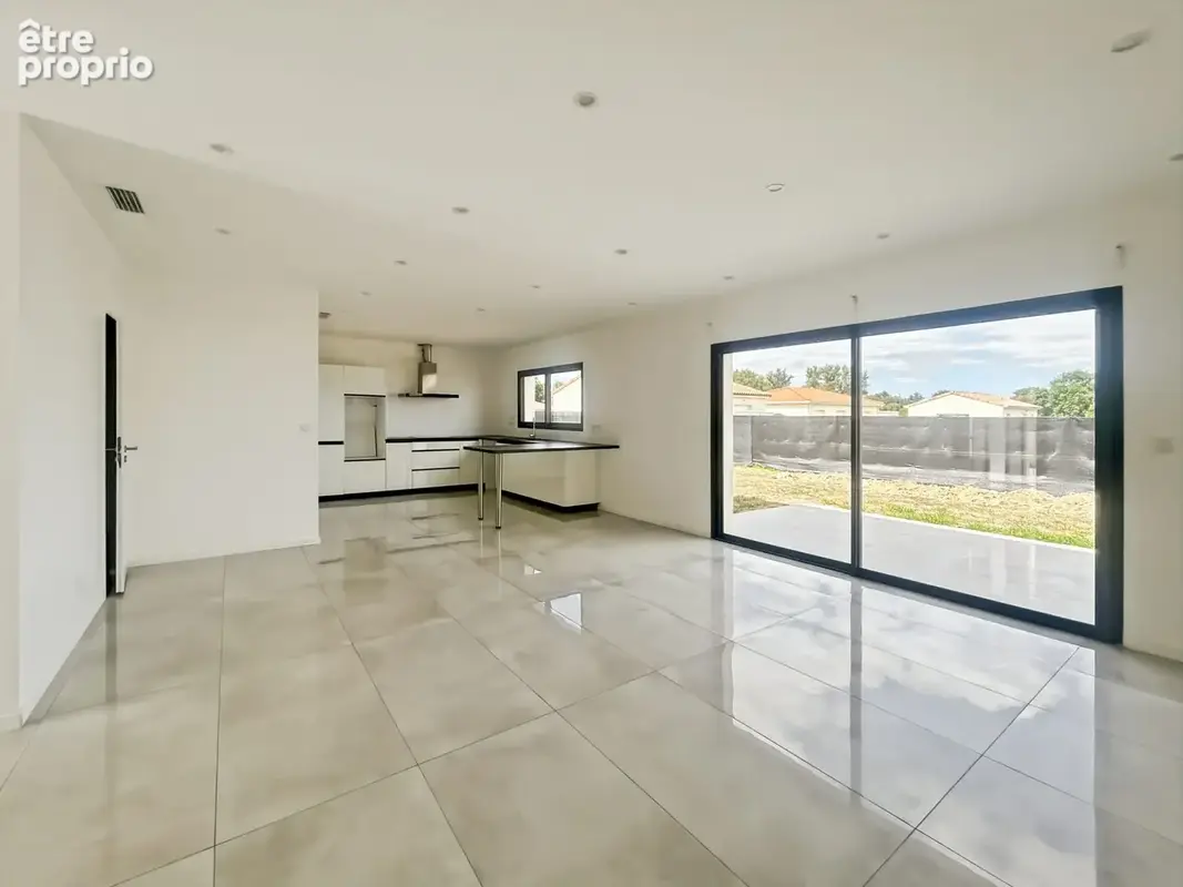 Maison 4 pièces 118 m² à vendre à Carbonne (31390) - photo 2