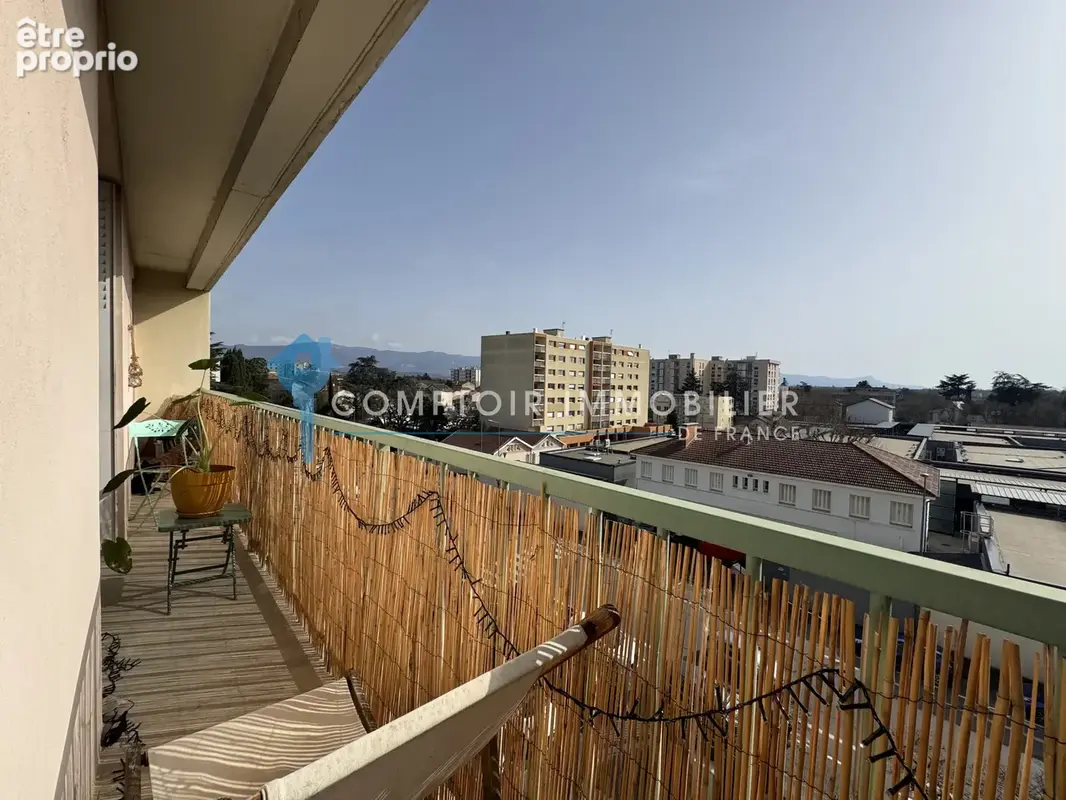 Appartement à ROMANS-SUR-ISERE