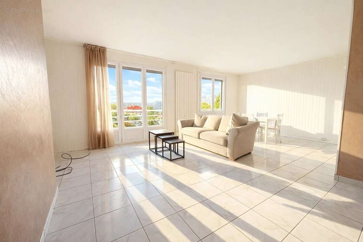 Appartement à CHELLES