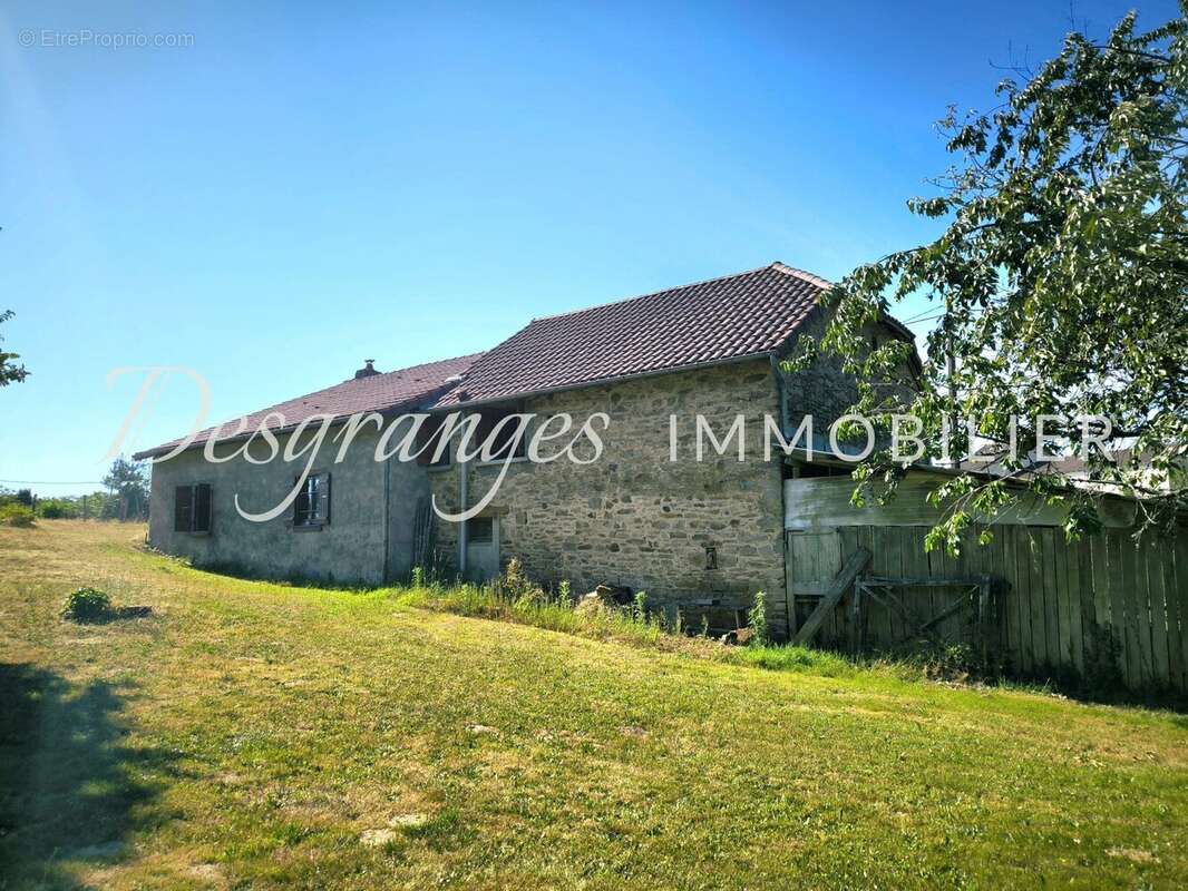 Maison 80 m² à Bussiere-Galant  - photo 3